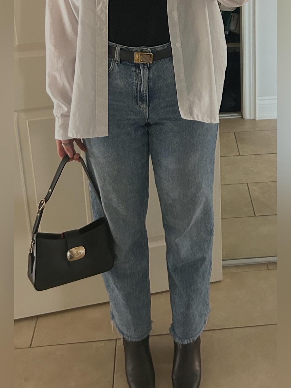 Dynamite Vintage Light Wash High-Rise Jeans